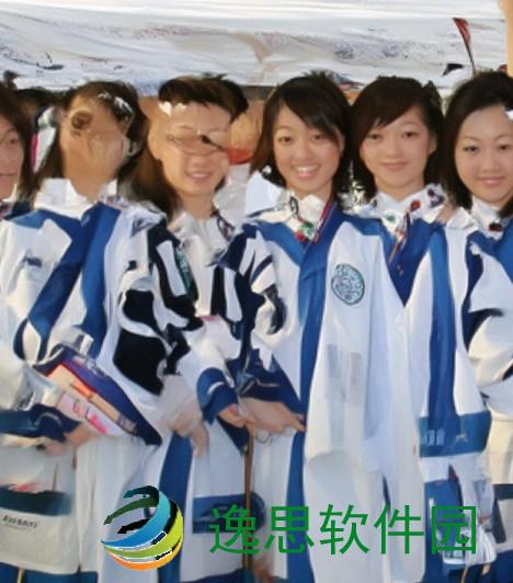 龙椅上玩皇后最经典的一句(龙椅之上玩皇后，权谋与情感交织的宫廷秘事探寻之旅)