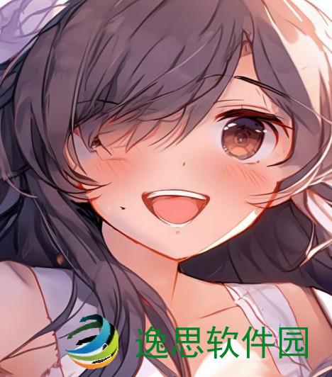 婴儿欢快扭动小腰身，萌趣十足引人欢笑